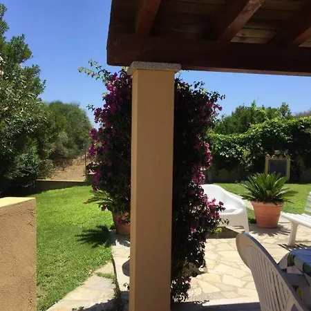 Gialla A Pochi Passi Dal Mare Apartamento Simius