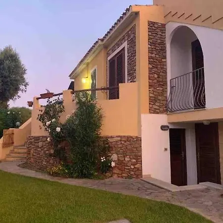 Apartamento Gialla A Pochi Passi Dal Mare Simius